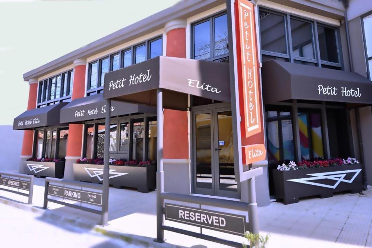 Petit Hotel Elita Shkodër Dış mekan fotoğraf