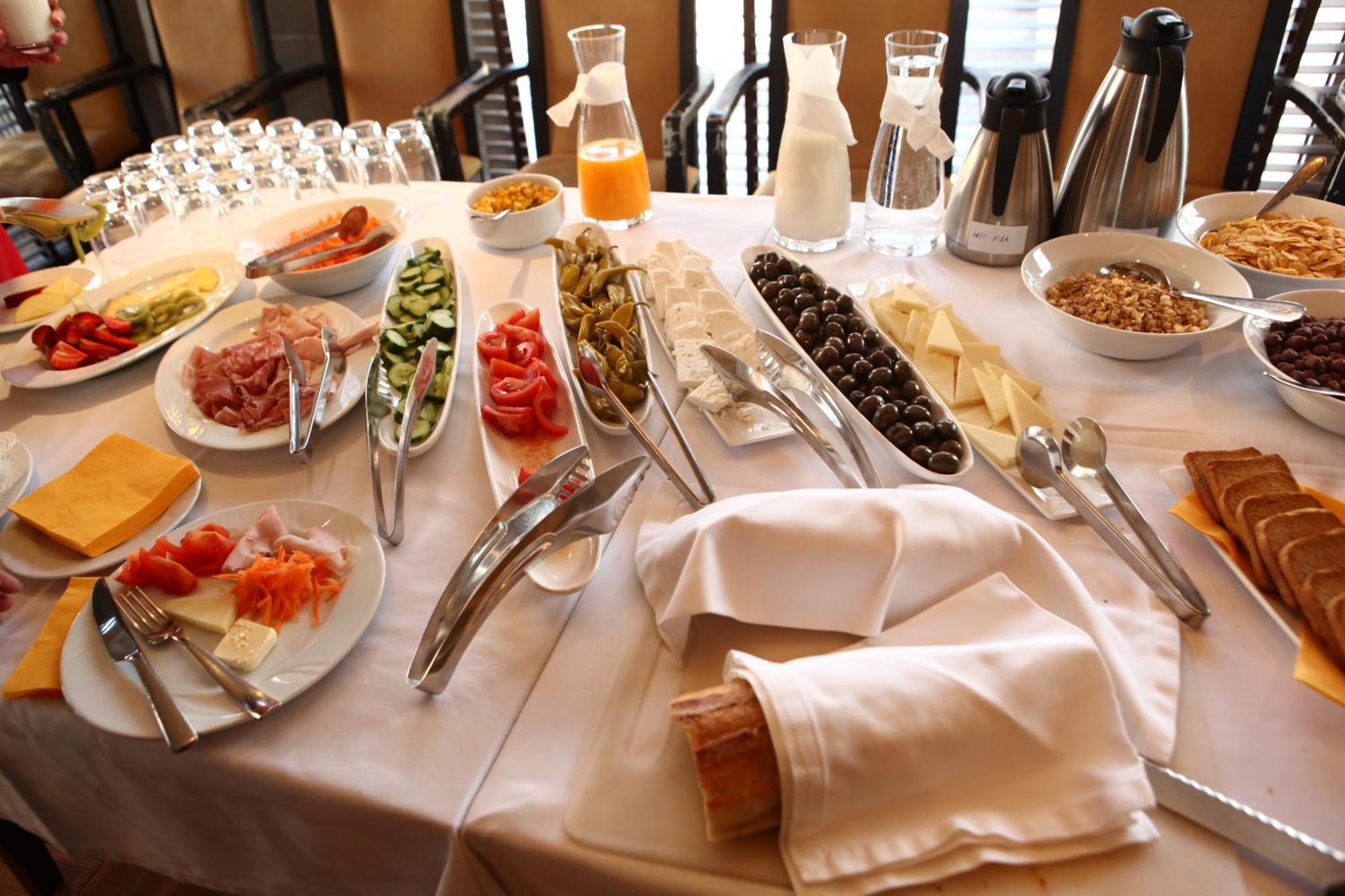 Petit Hotel Elita Shkodër Dış mekan fotoğraf