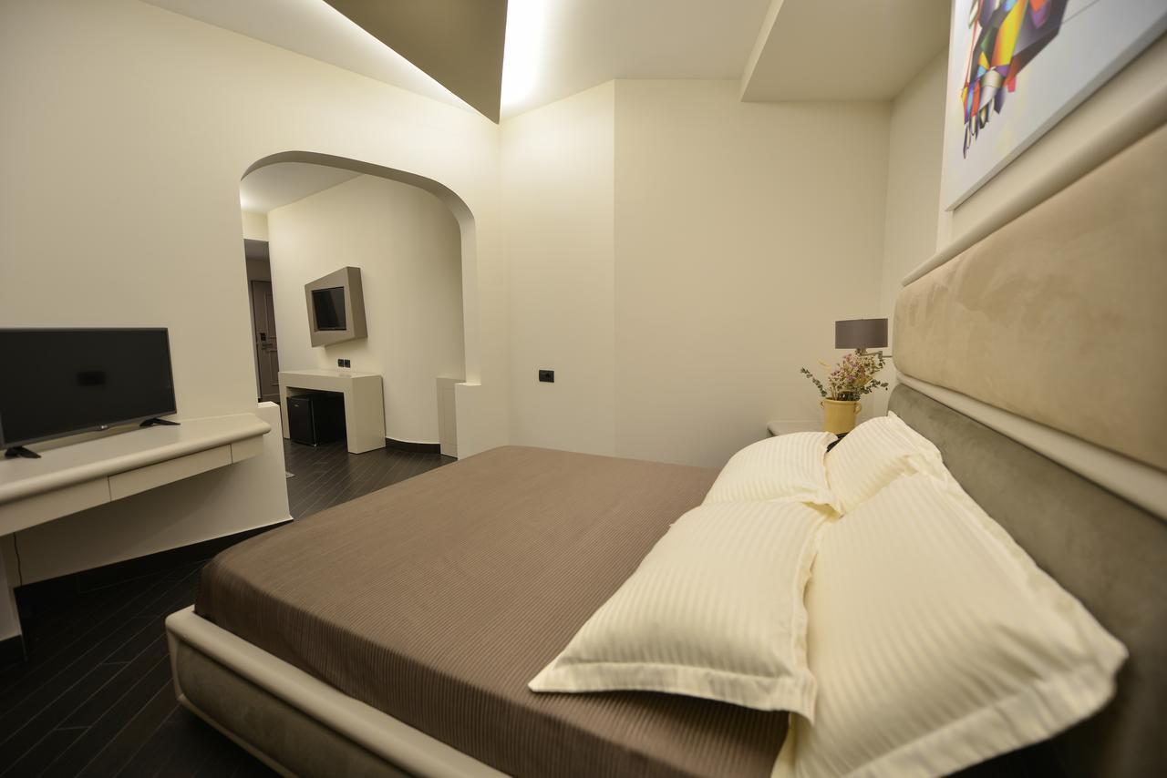 Petit Hotel Elita Shkodër Dış mekan fotoğraf