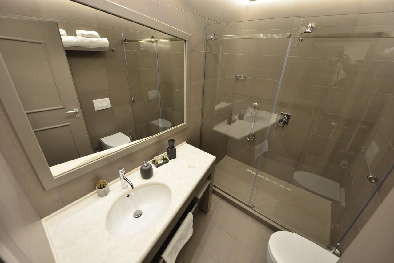 Petit Hotel Elita Shkodër Dış mekan fotoğraf